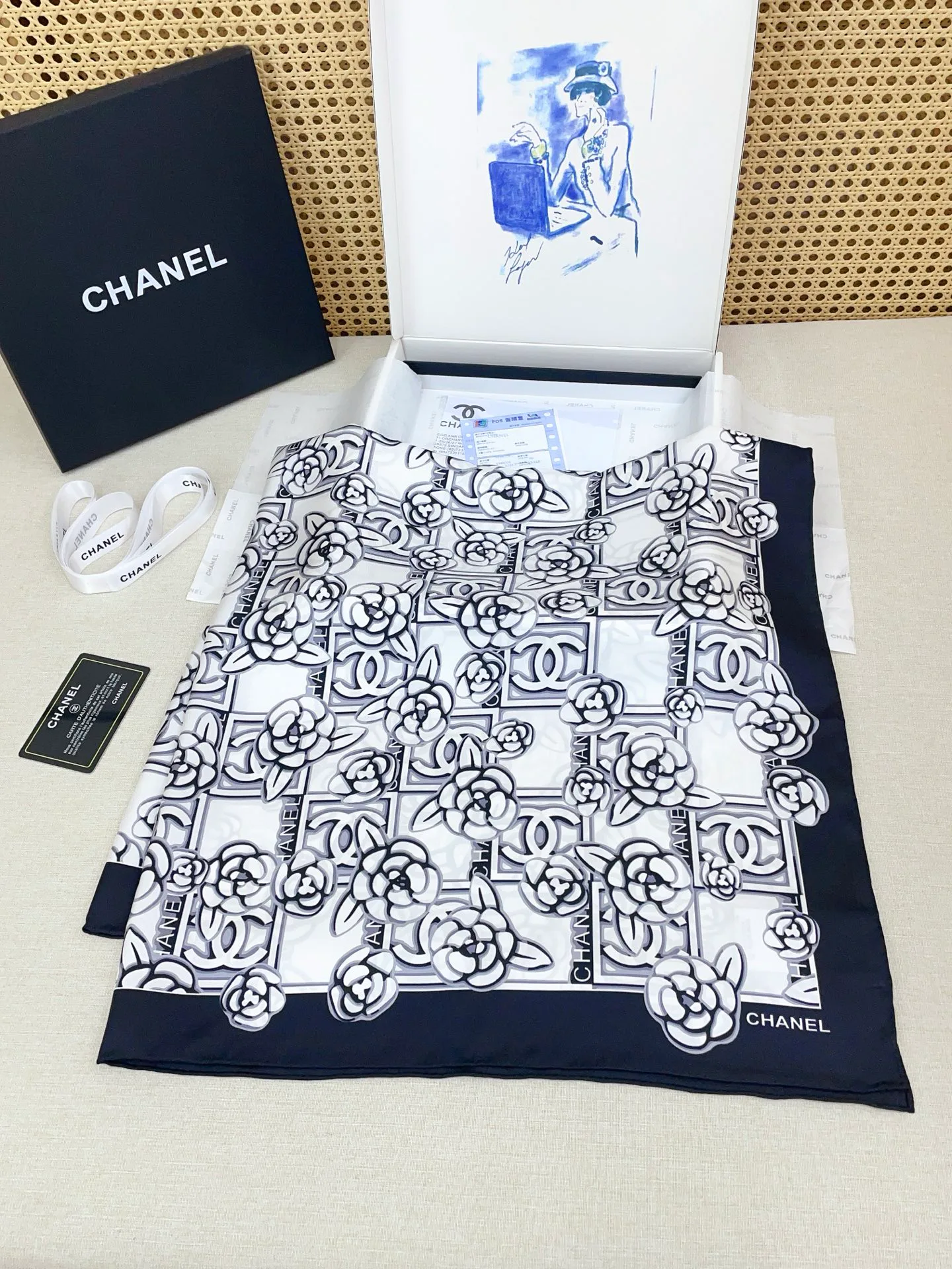 Платки Chanel 13119740