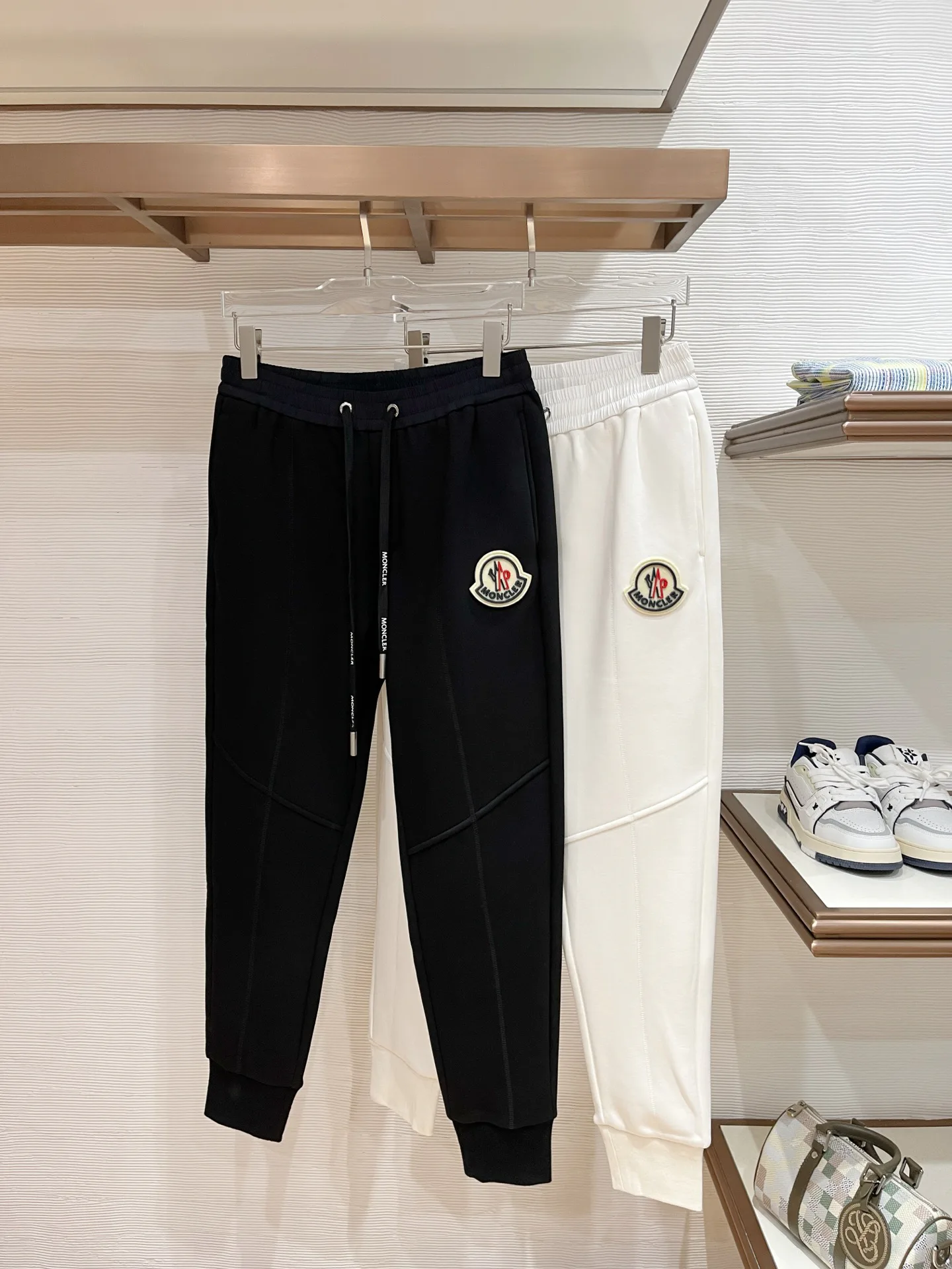 Брюки Мужские Moncler 250372