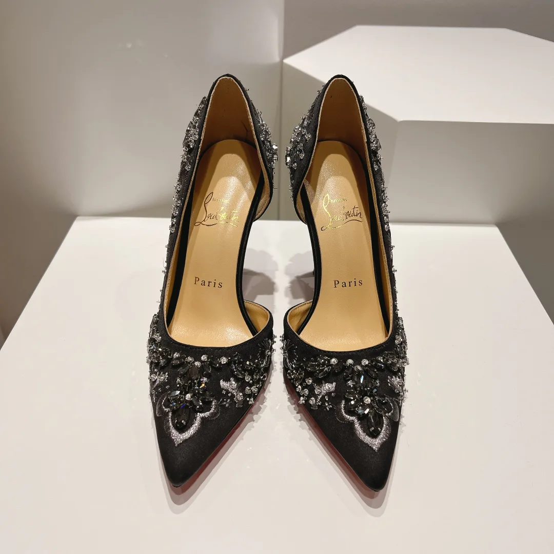 Туфли Женские Christian Louboutin 28145