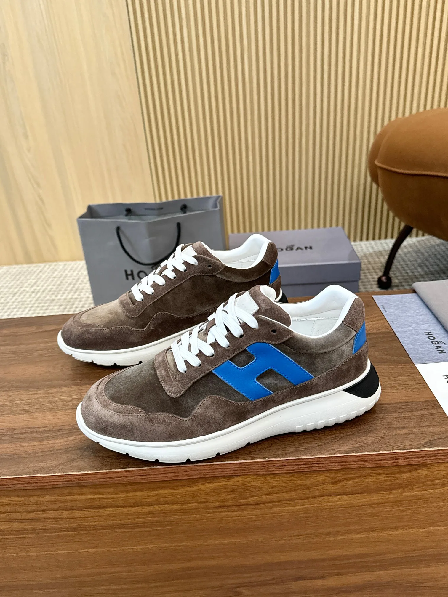Кроссовки Женские Hogan 12835354