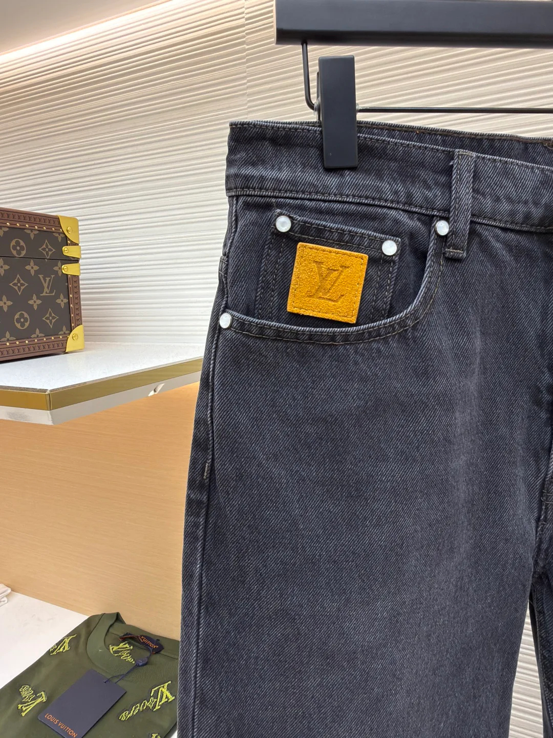 Джинсы Мужские Louis Vuitton 17480564