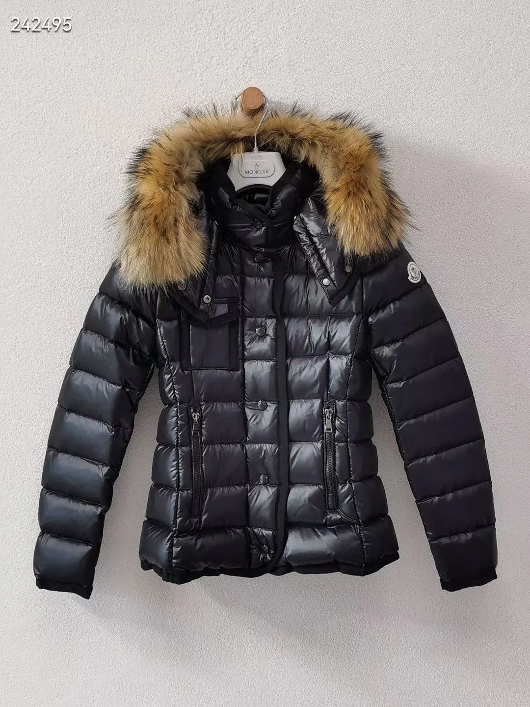 Куртки И Пуховики Женские Moncler 19804830