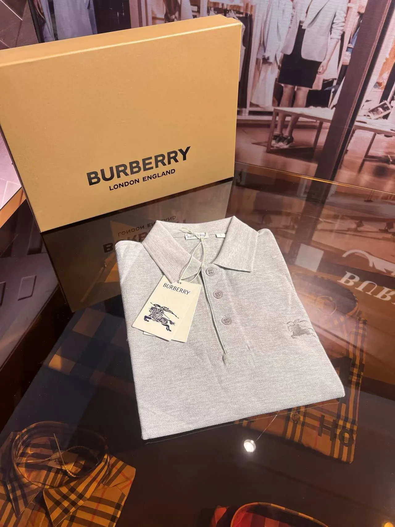 Футболки Женские Burberry 9438179