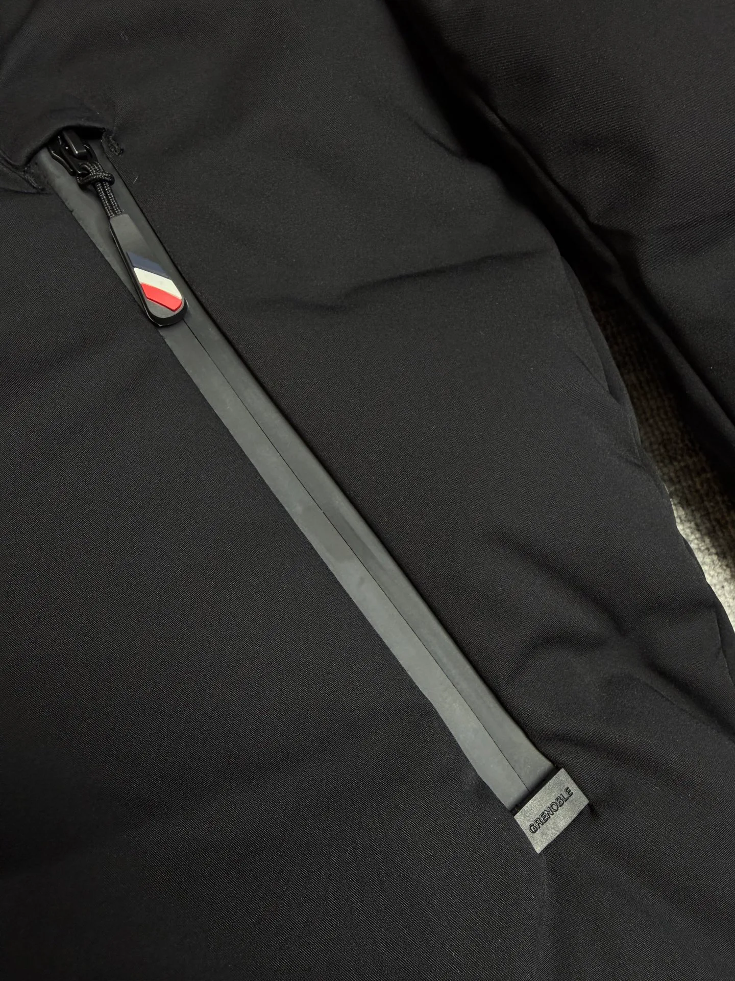 Куртки И Пуховики Женские Moncler 17915380