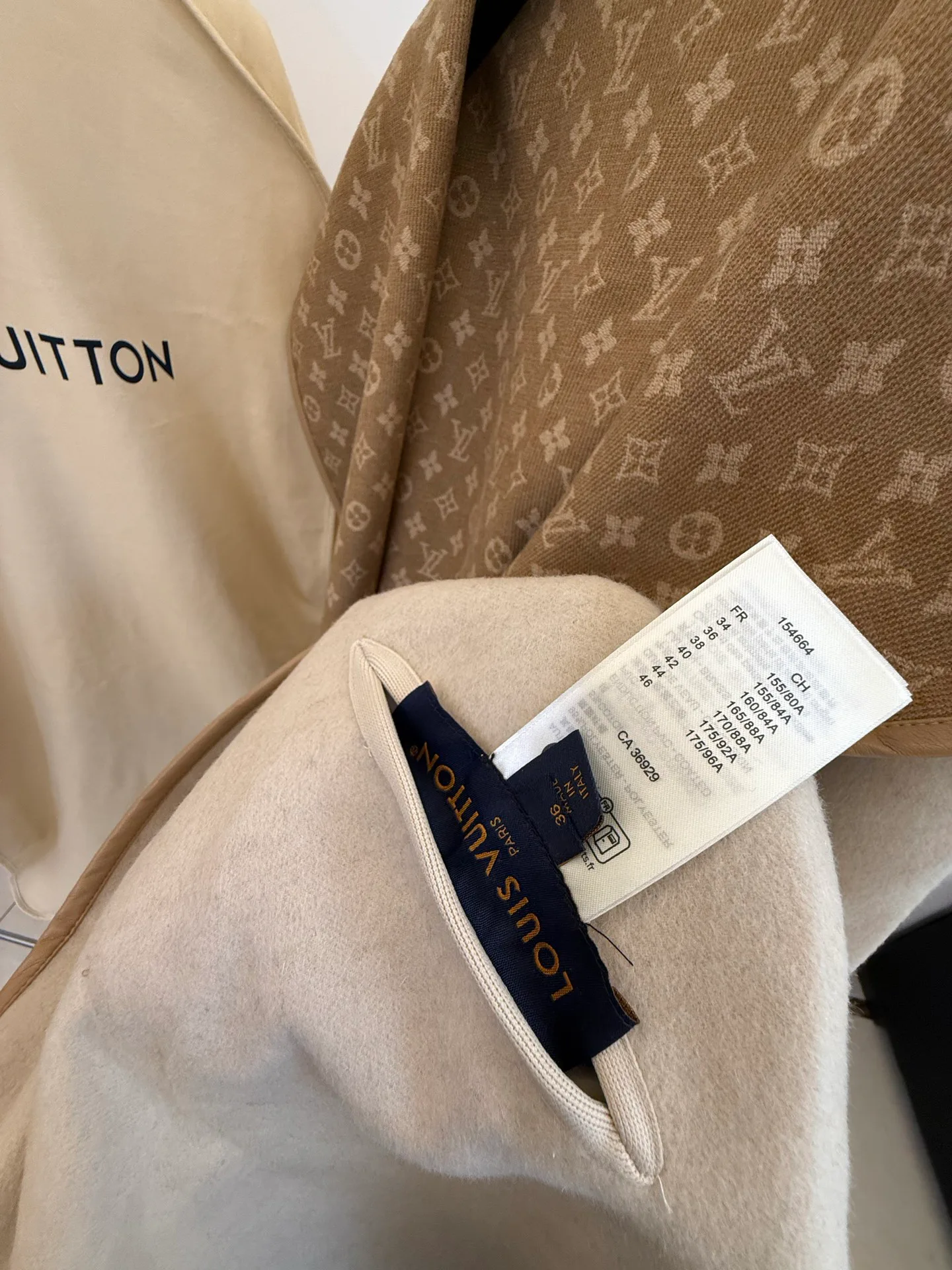 Пальто Женские Louis Vuitton 18594781