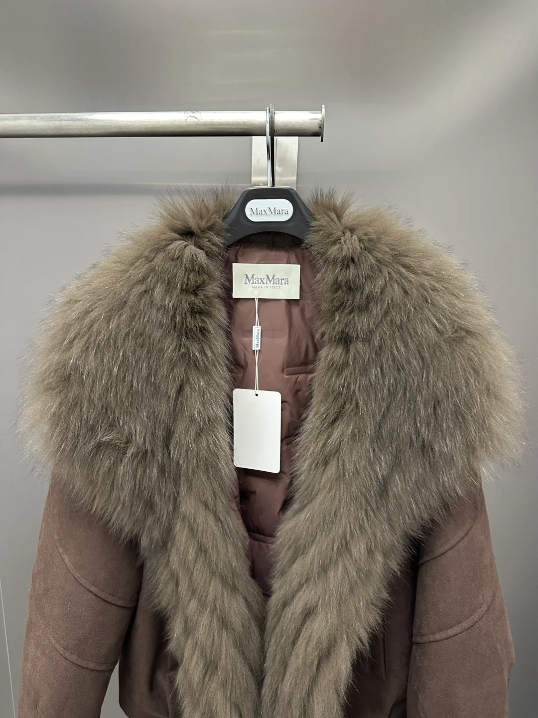 Куртки И Пуховики Женские Max Mara 18702436