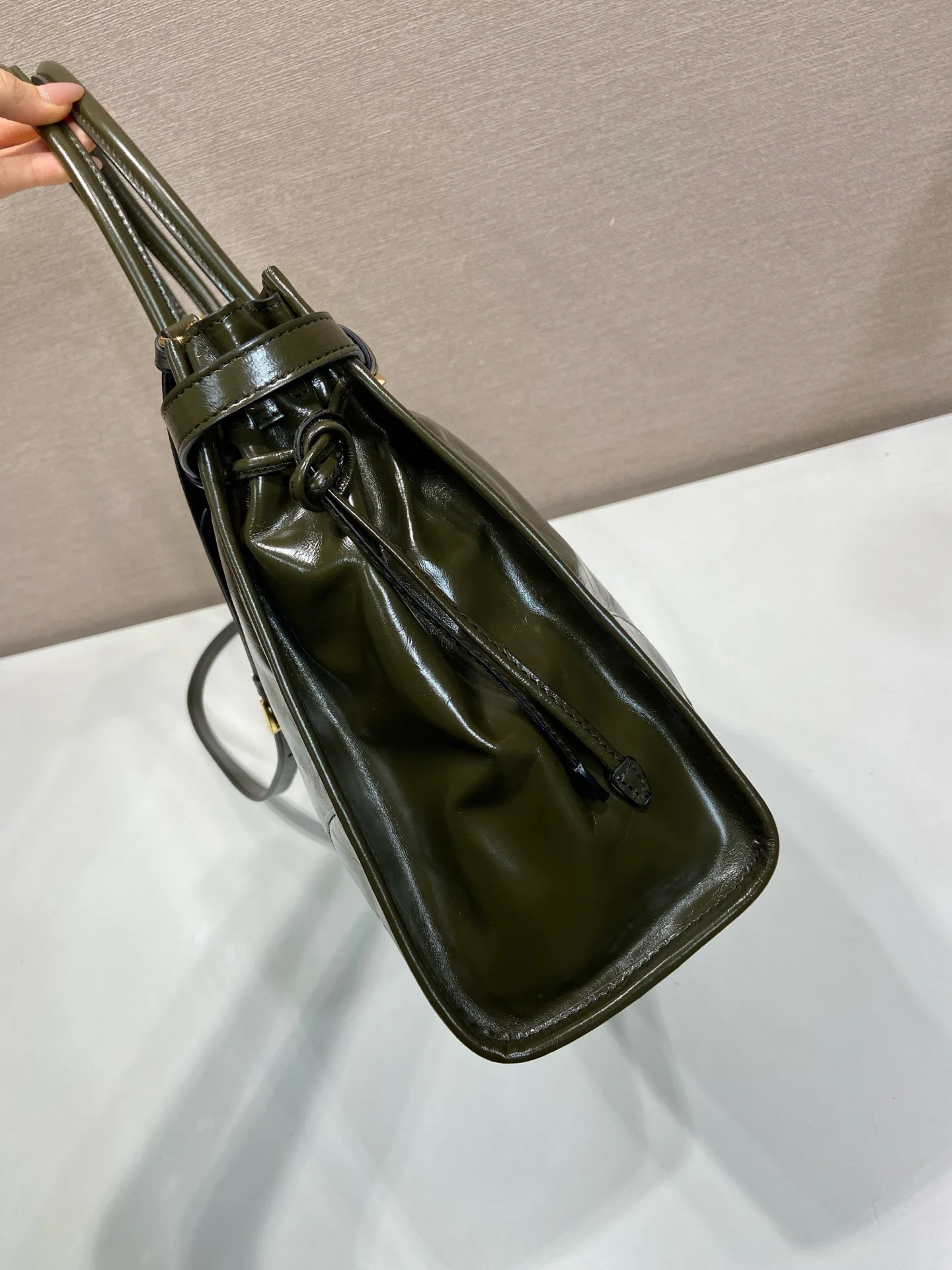 Классические Сумки Женские Prada 18184678