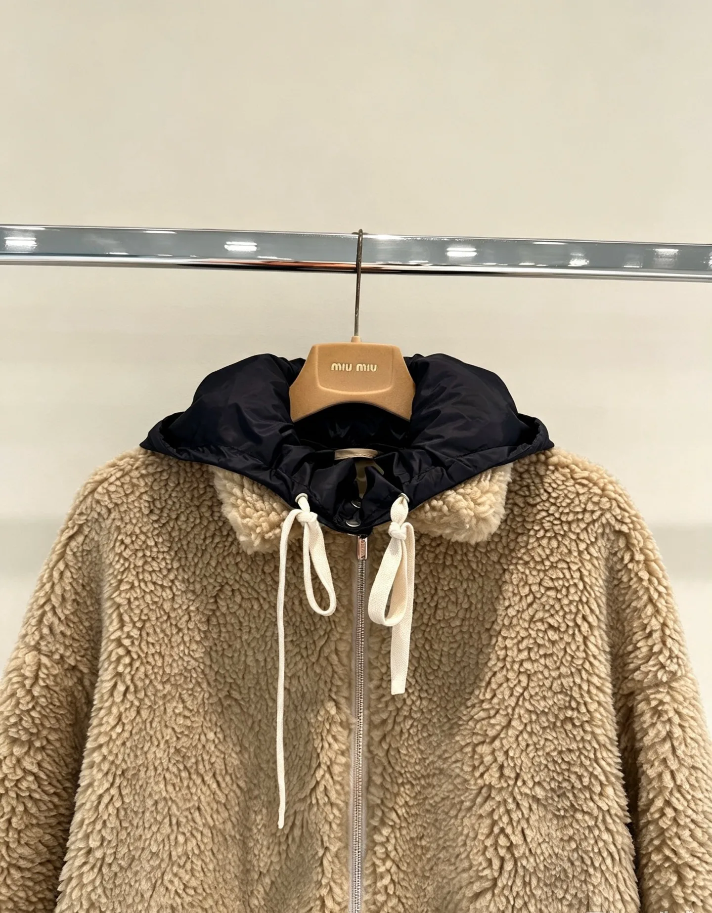 Куртки И Пуховики Женские Miu Miu 19074855