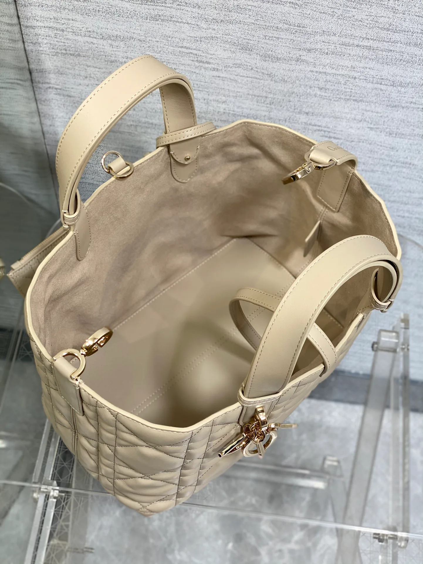 Классические Сумки Женские Christian Dior 11562717