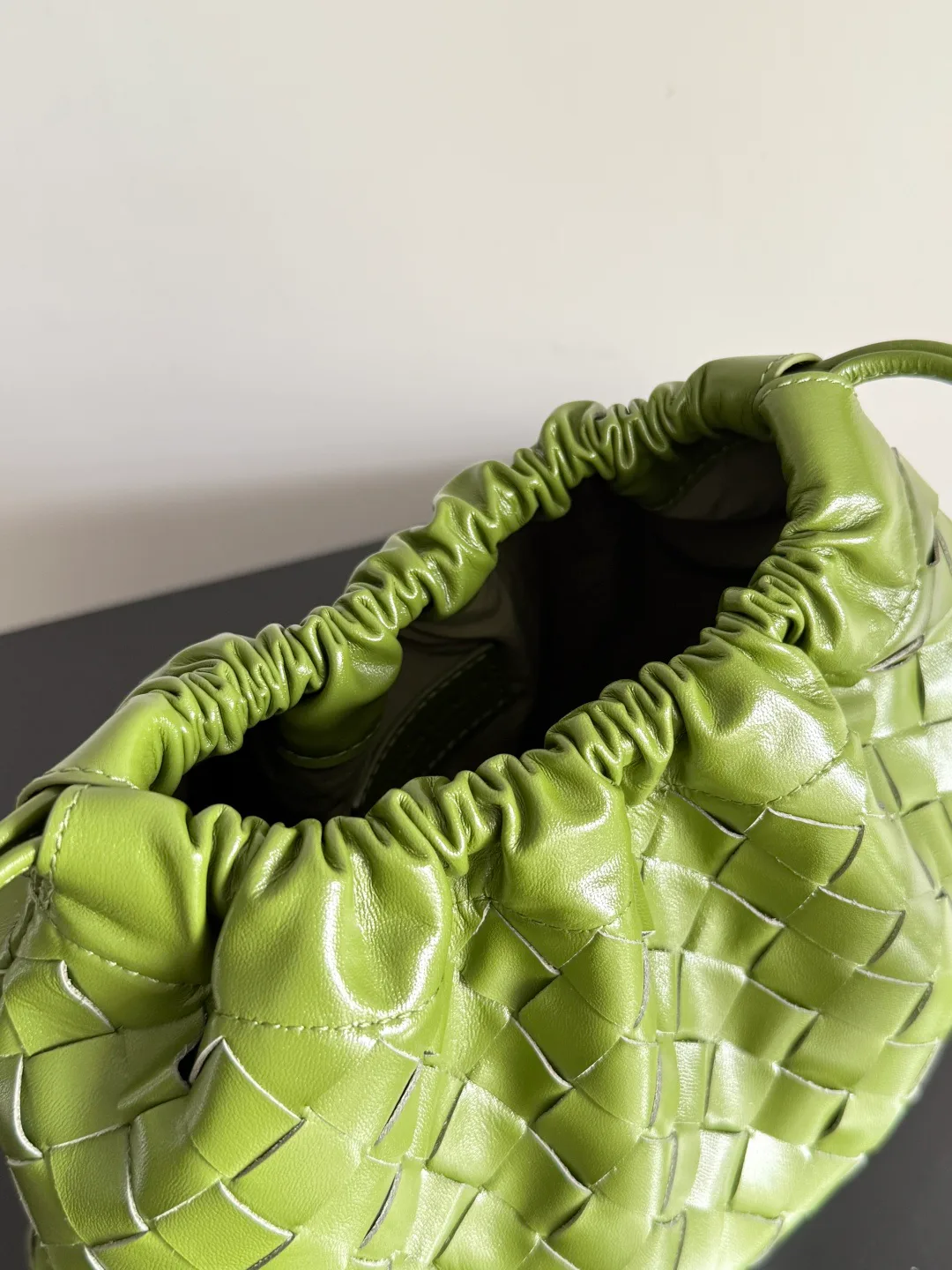Сумки На Ремне Женские Bottega Veneta 11255465