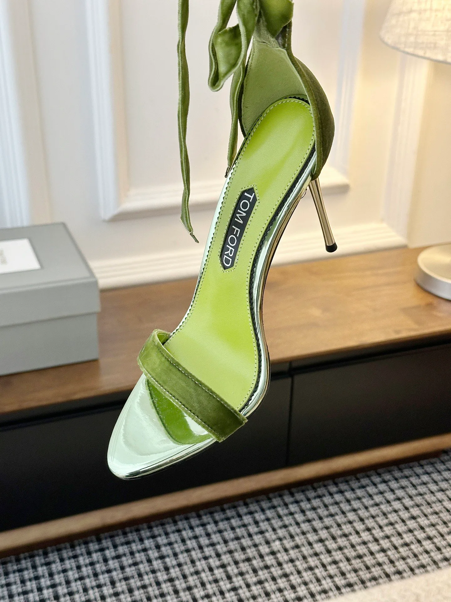 Босоножки Женские Tom Ford 11416251
