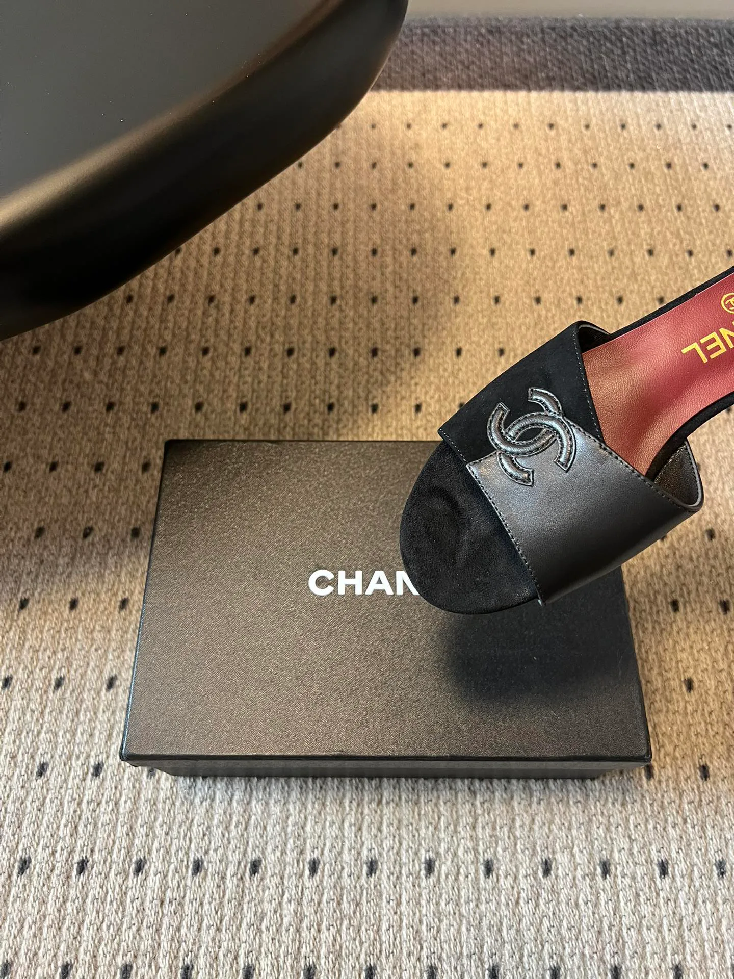 Шлепанцы Женские Chanel 13540651