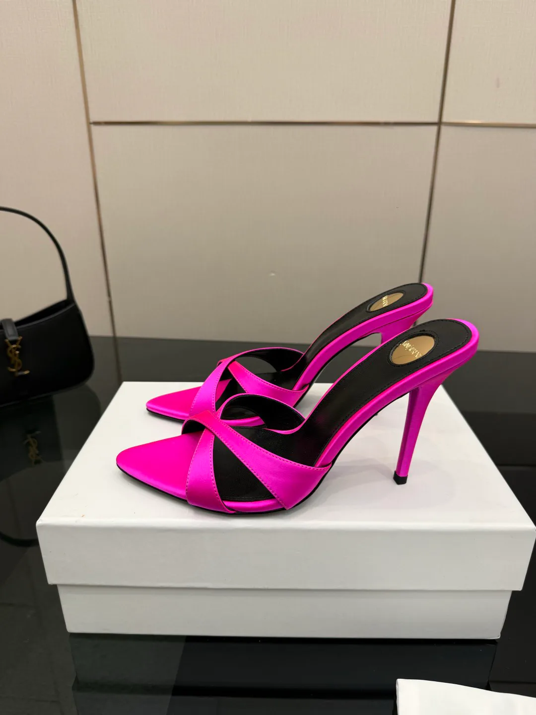 Босоножки Женские Saint Laurent 11424882