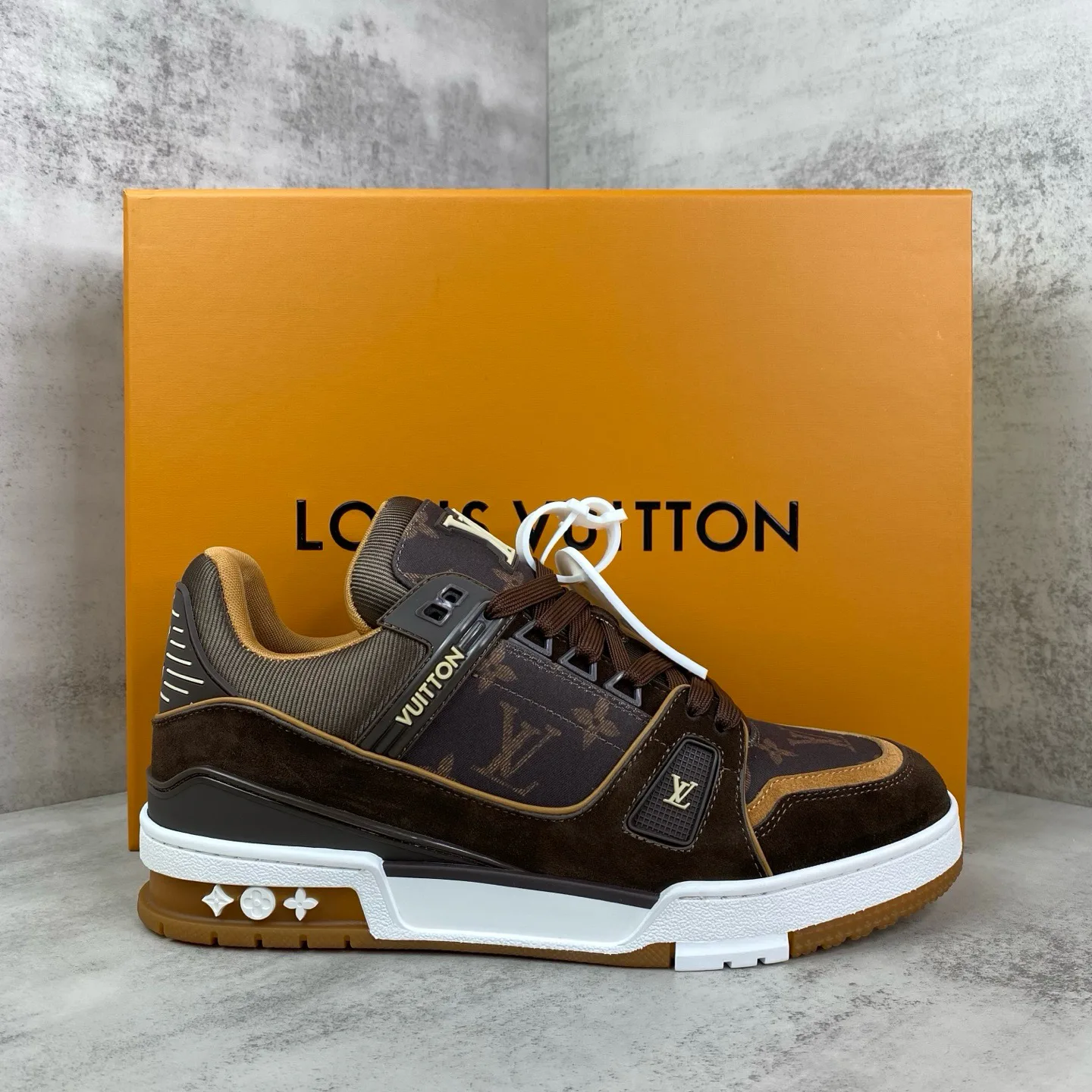 Кроссовки Женские Louis Vuitton 17961745