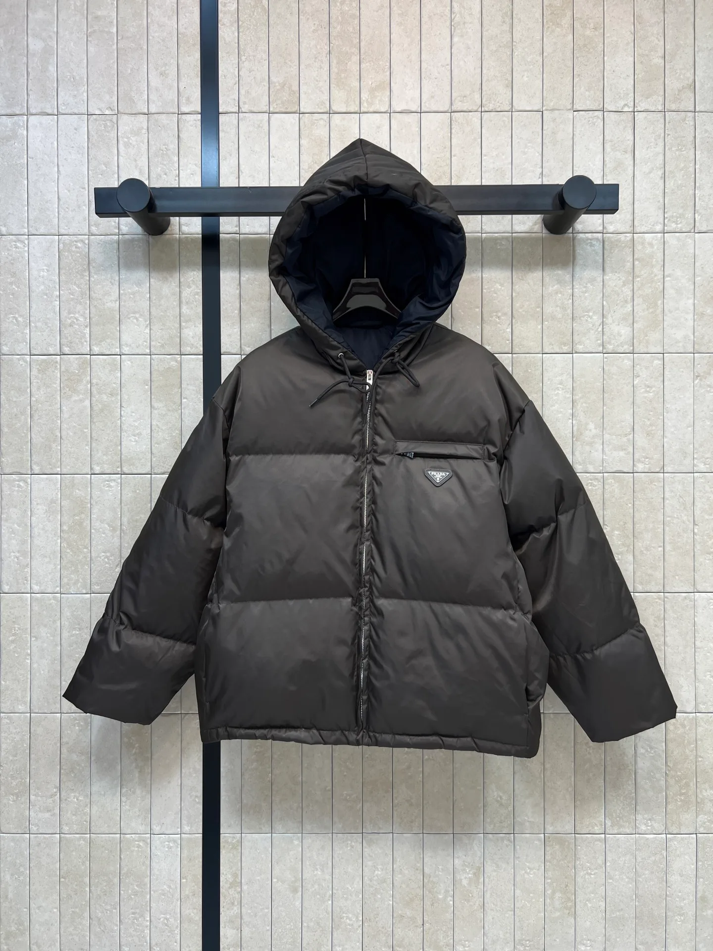 Куртки И Пуховики Женские Prada 18885501