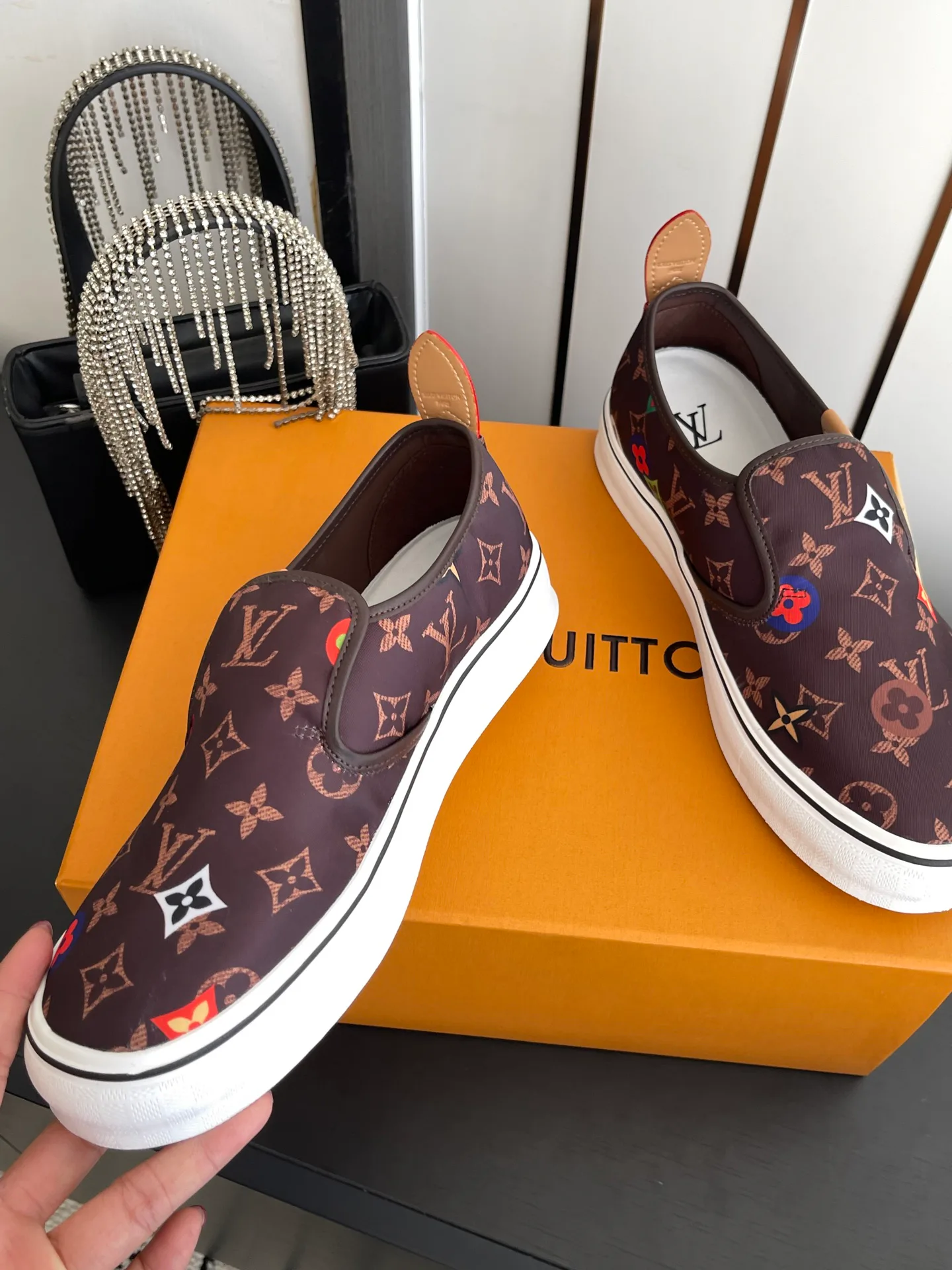 Кроссовки Мужские Louis Vuitton 17908524