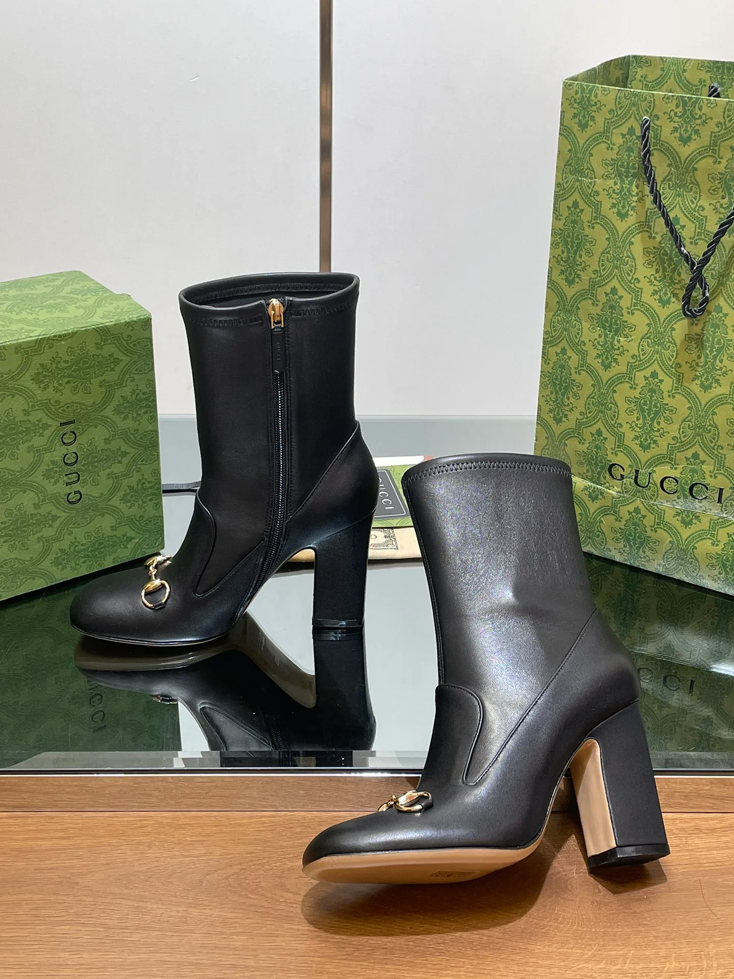 Ботильоны Женские Gucci 18083287