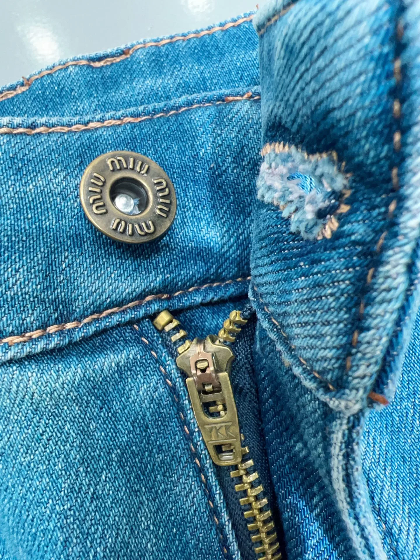 Джинсы Женские Miu Miu 11496065