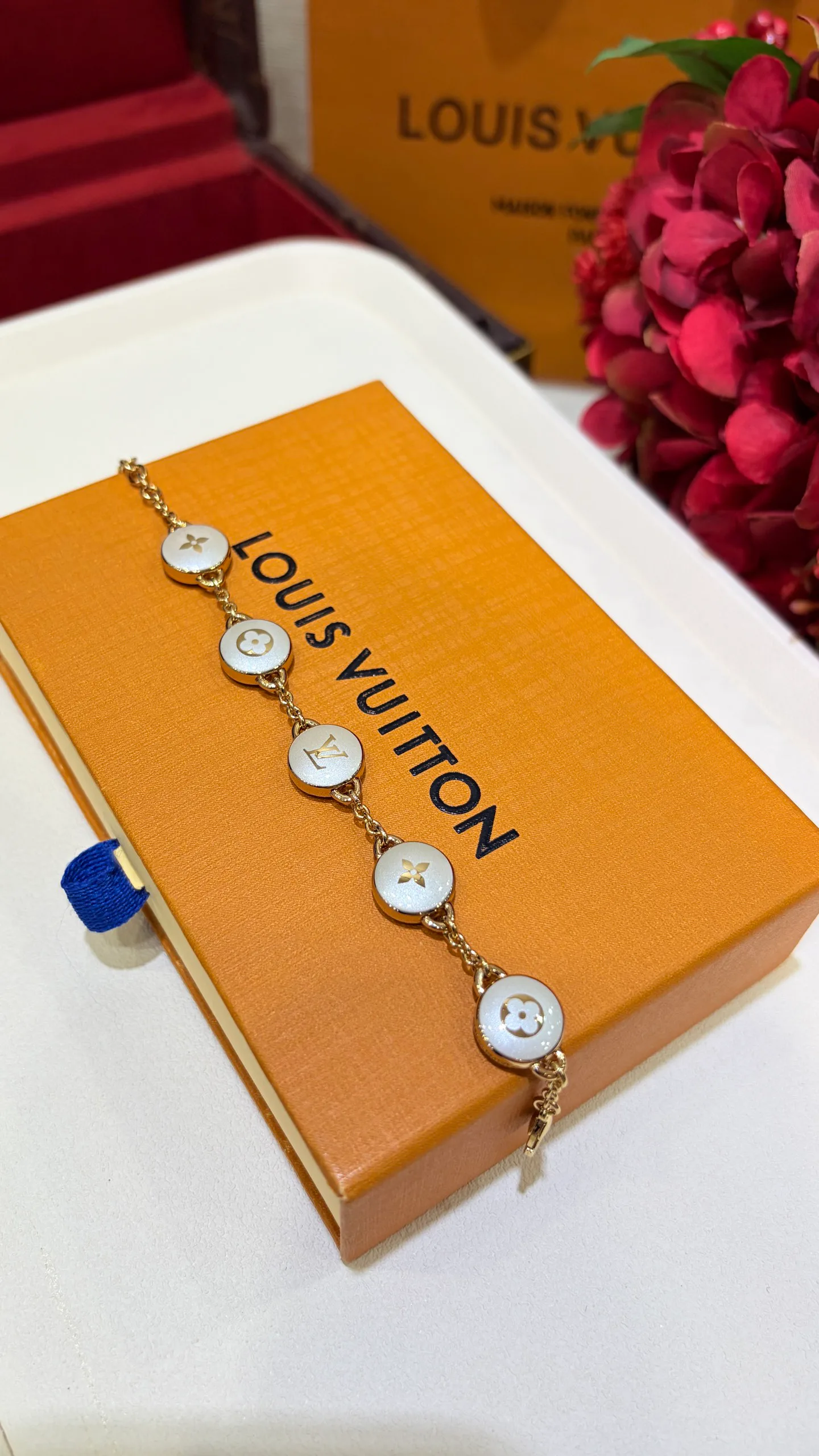 Бижутерия Louis Vuitton 18504641