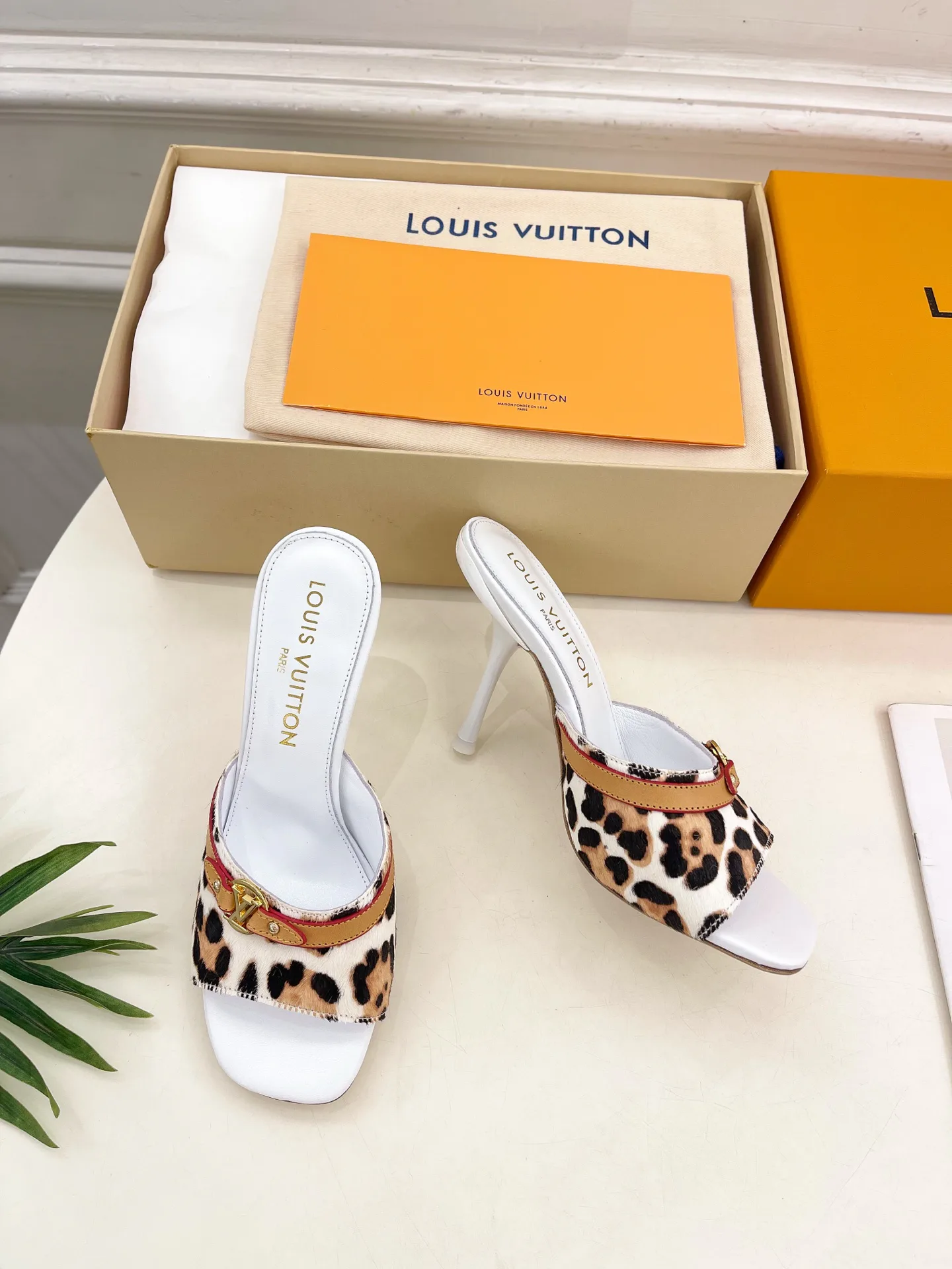 Туфли Женские Louis Vuitton 11458164
