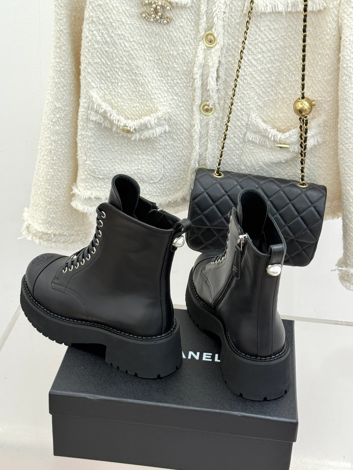 Ботинки Женские Chanel 19780083