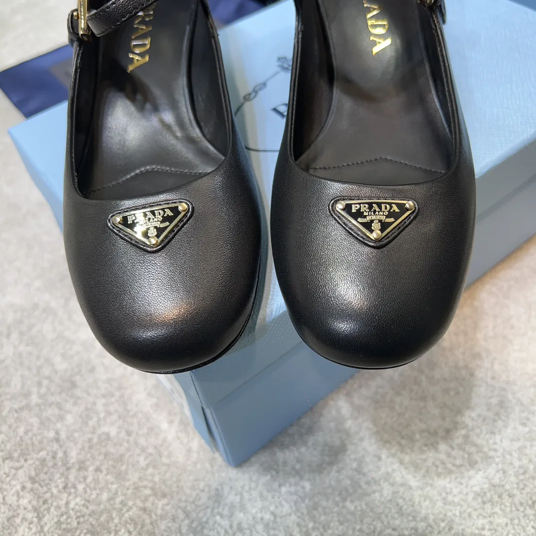 Туфли Женские Prada 11420076