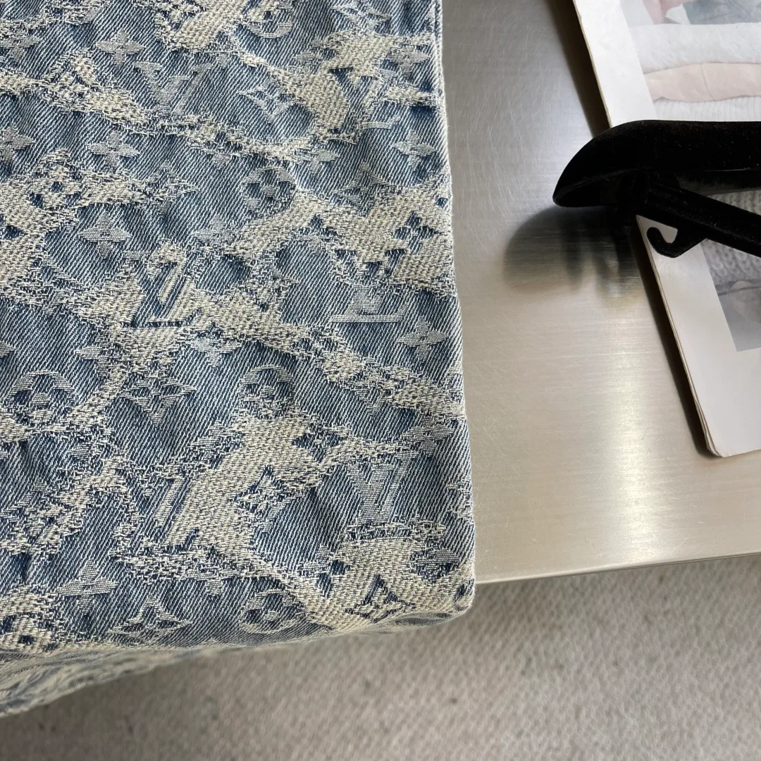 Брюки Мужские Louis Vuitton 10895523