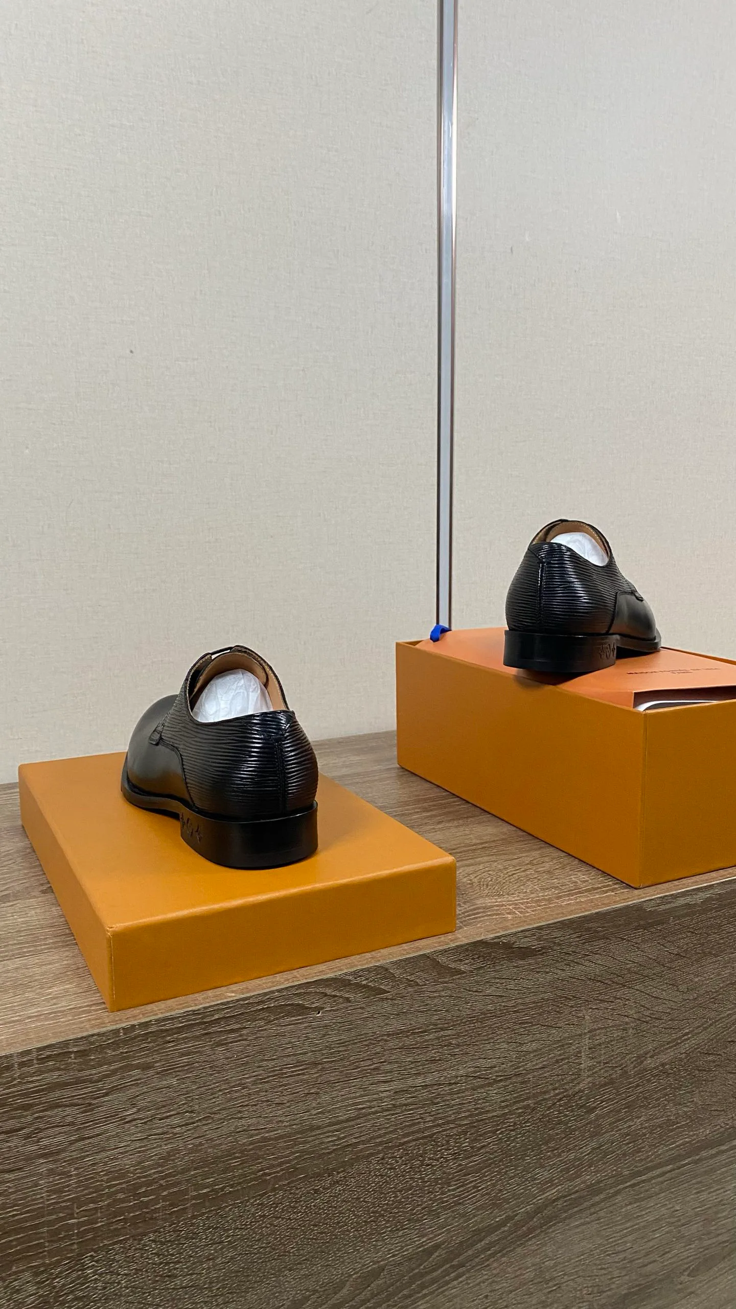 Лоферы И Туфли Мужские Louis Vuitton 18078679