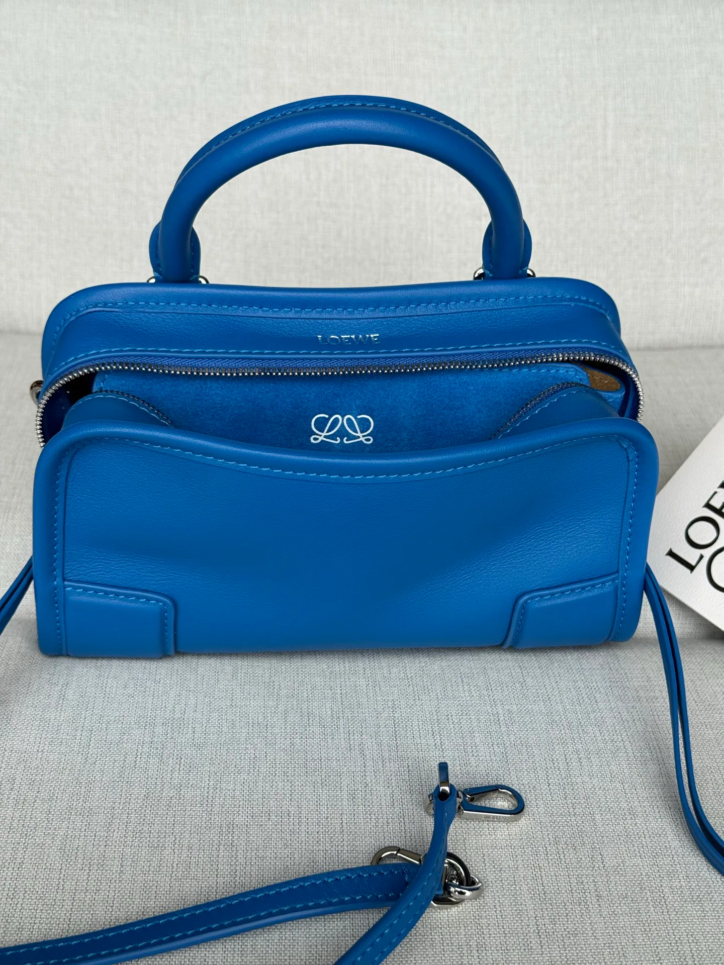 Классические Сумки Женские Loewe 13277546