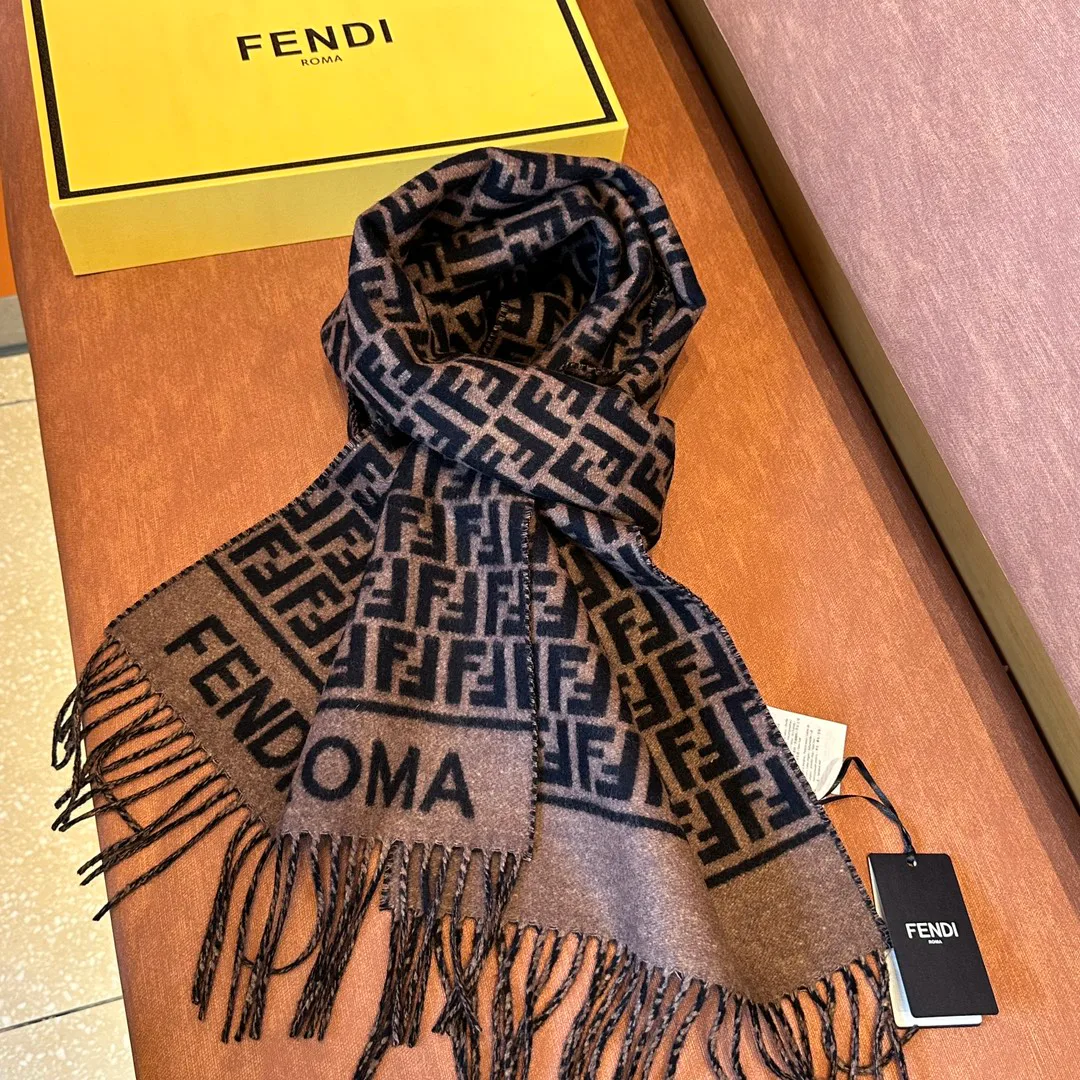 Шарфы Fendi 1813421