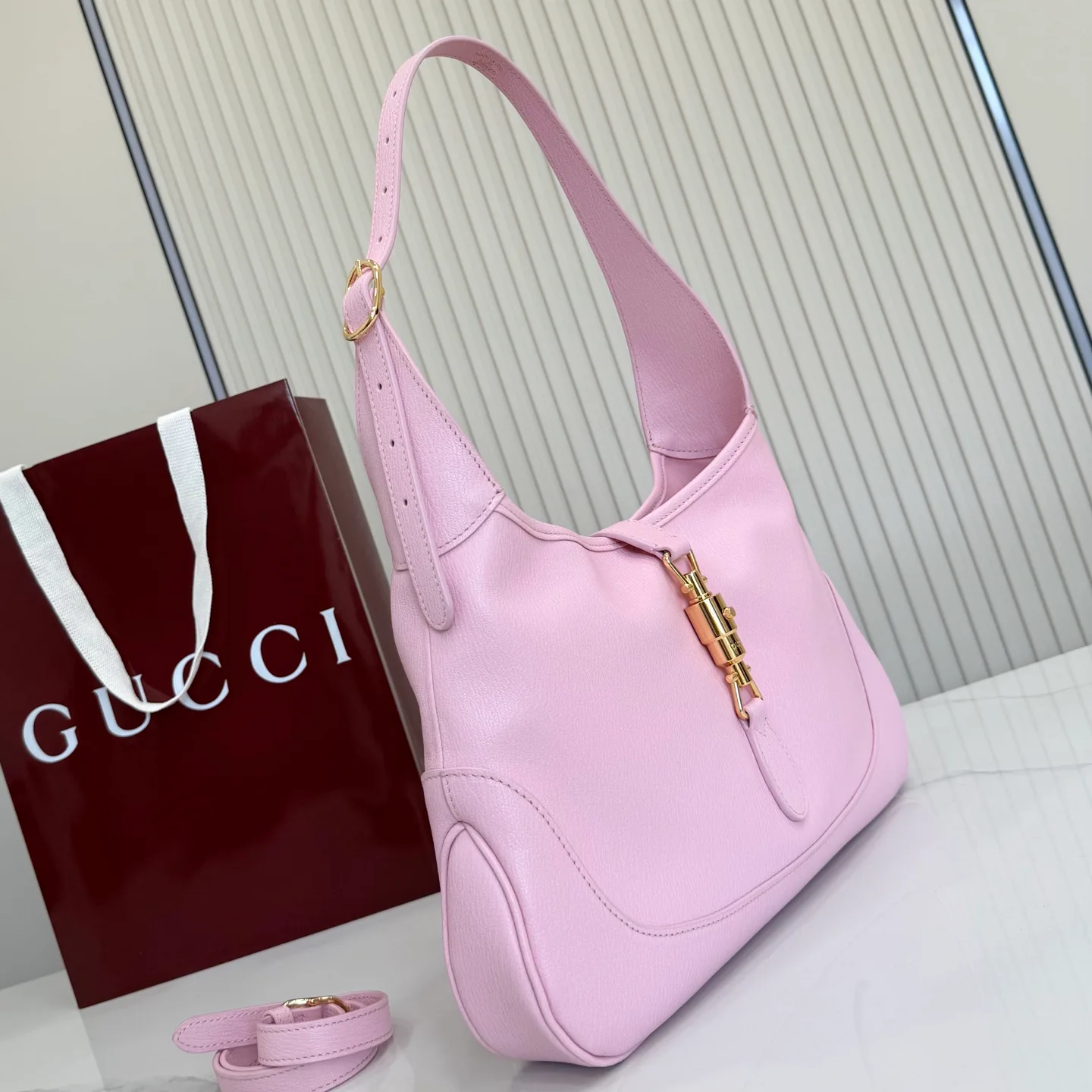 Классические Сумки Женские Gucci 17243050