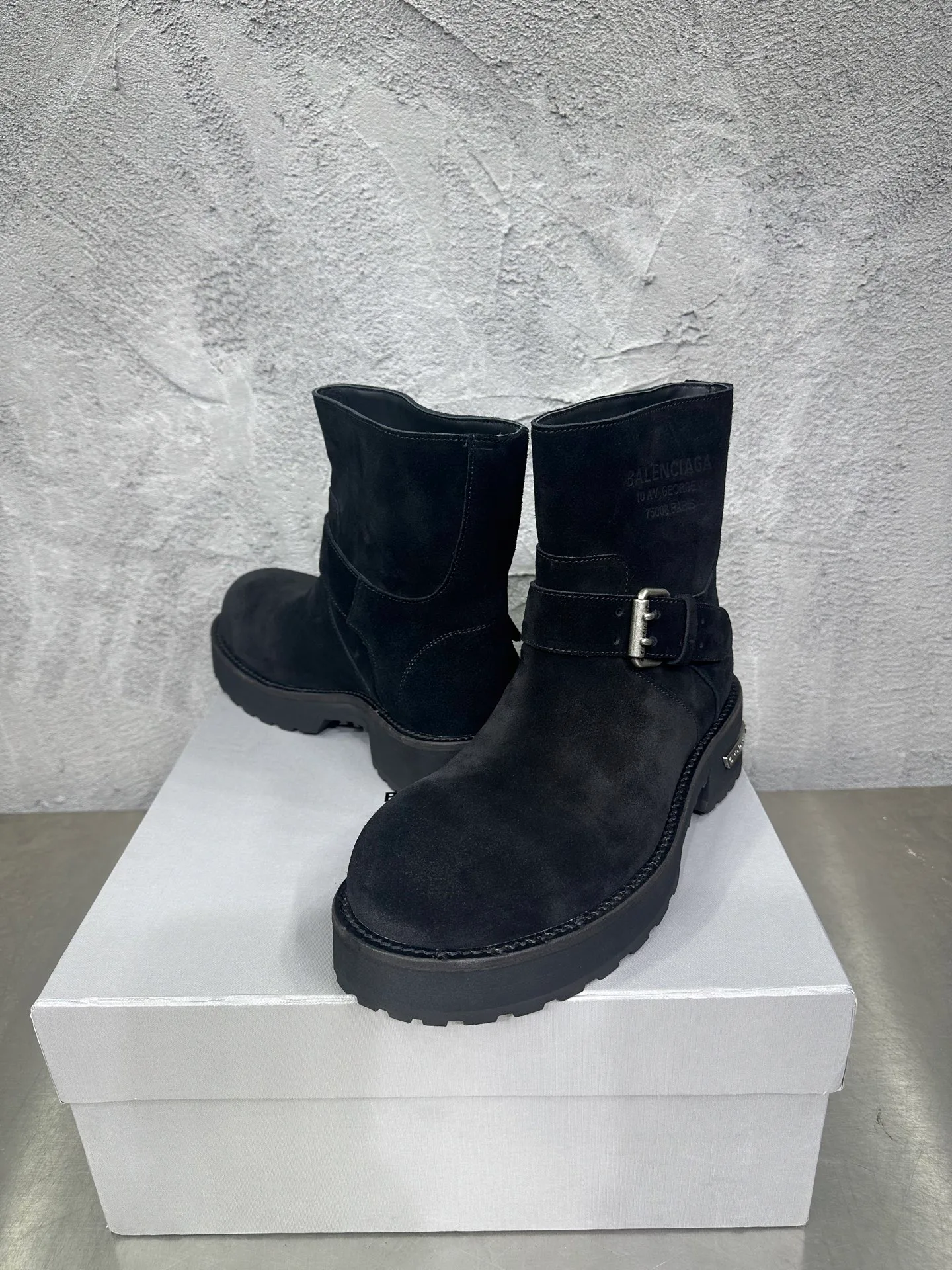 Ботинки Мужские Balenciaga 19688074