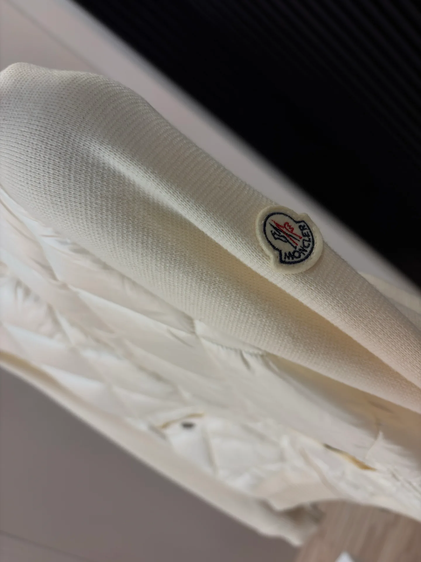 Куртки И Пуховики Мужские Moncler 18231144