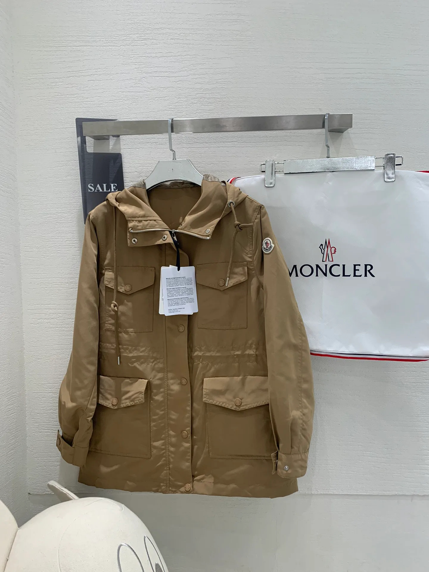 Куртки И Пуховики Женские Moncler 22548