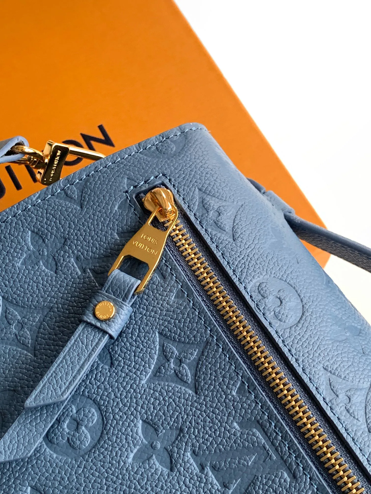 Сумки На Ремне Женские Louis Vuitton 18153216