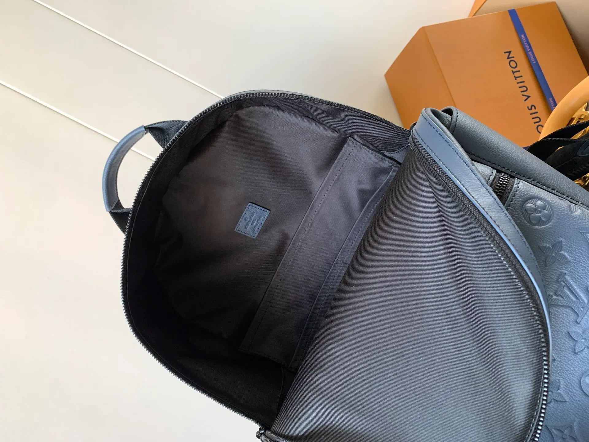 Рюкзаки Женские Louis Vuitton 369604