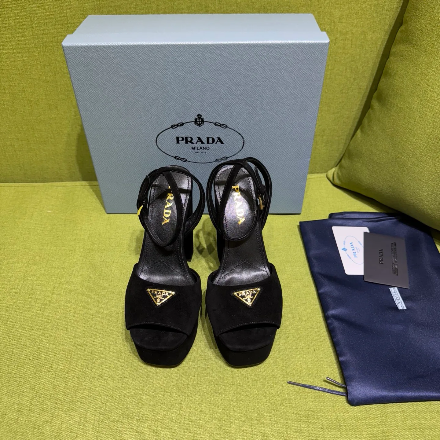 Босоножки Женские Prada 10481119