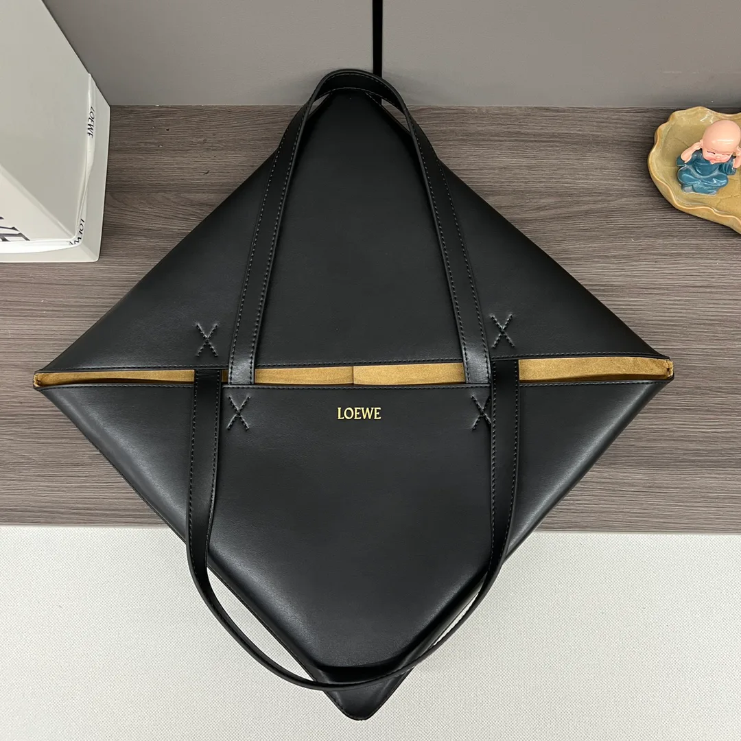 Классические Сумки Женские Loewe 11513621