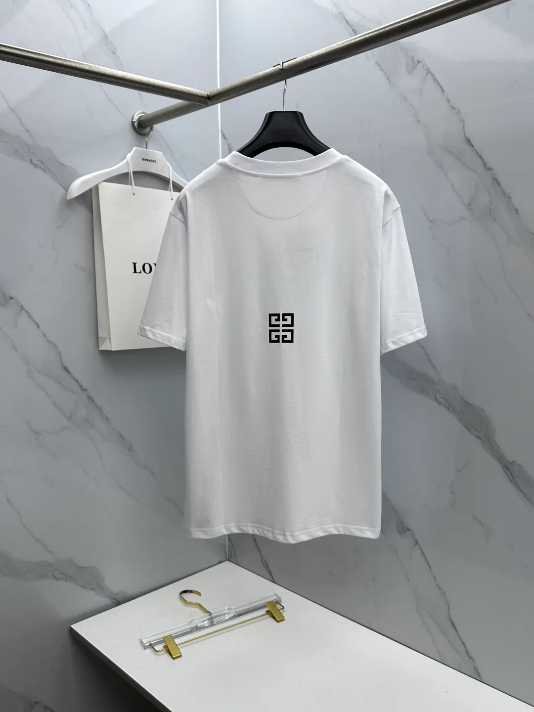 Футболки Женские Givenchy 13118854