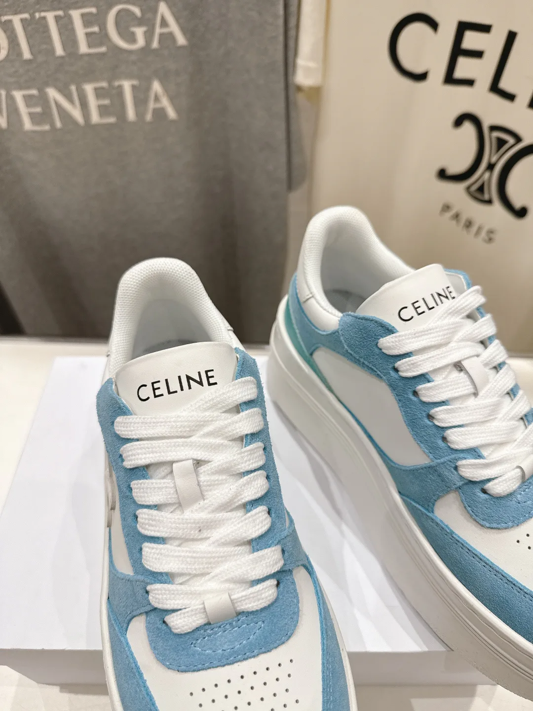 Кроссовки Женские Celine 18534875
