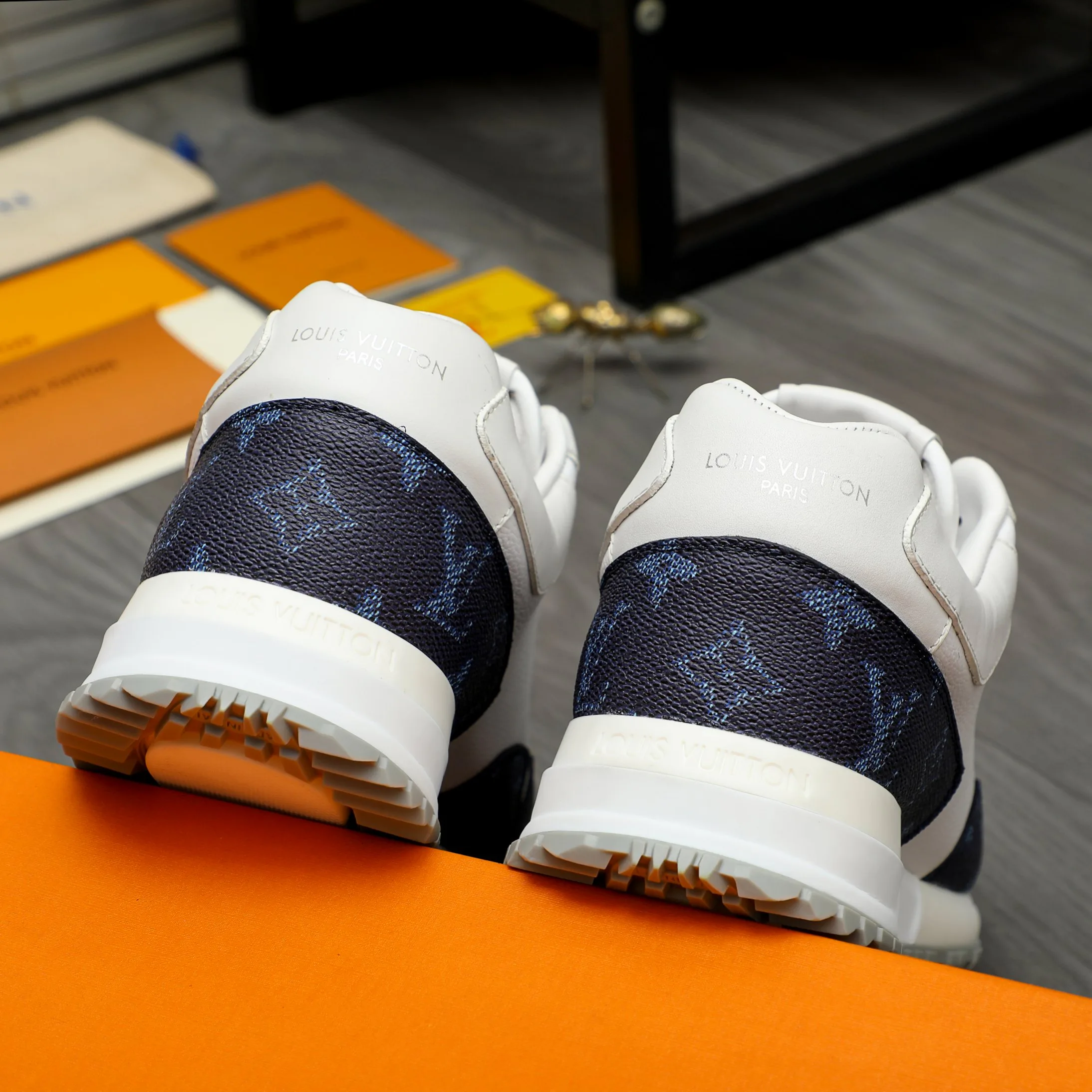 Кроссовки Мужские Louis Vuitton 288037