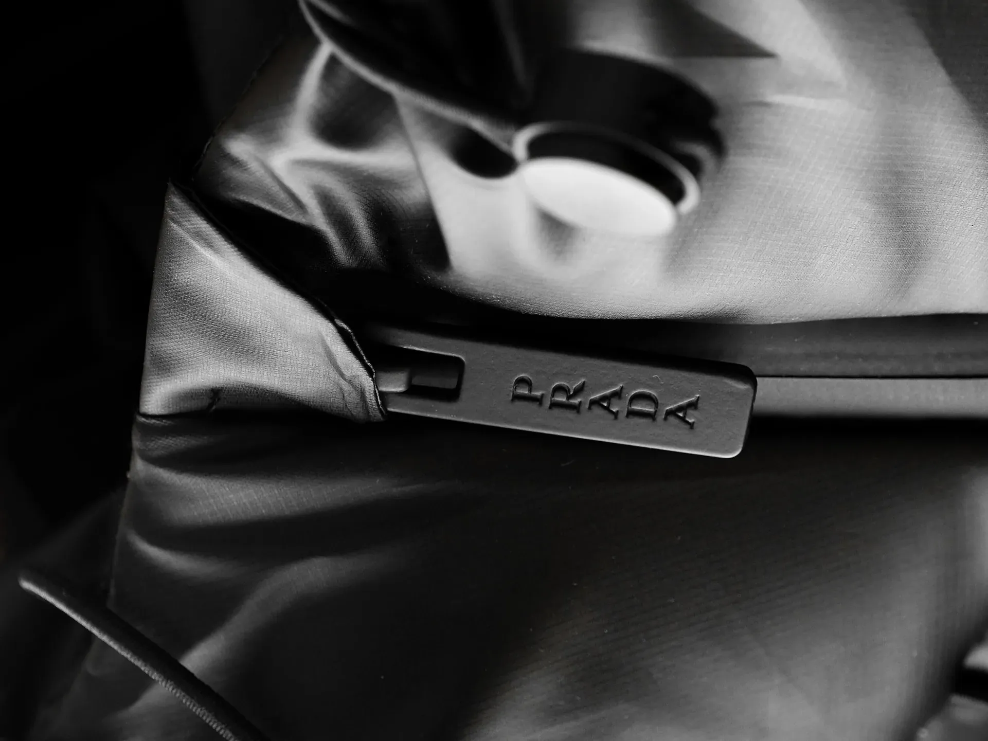 Куртки И Пуховики Женские Prada 2512385