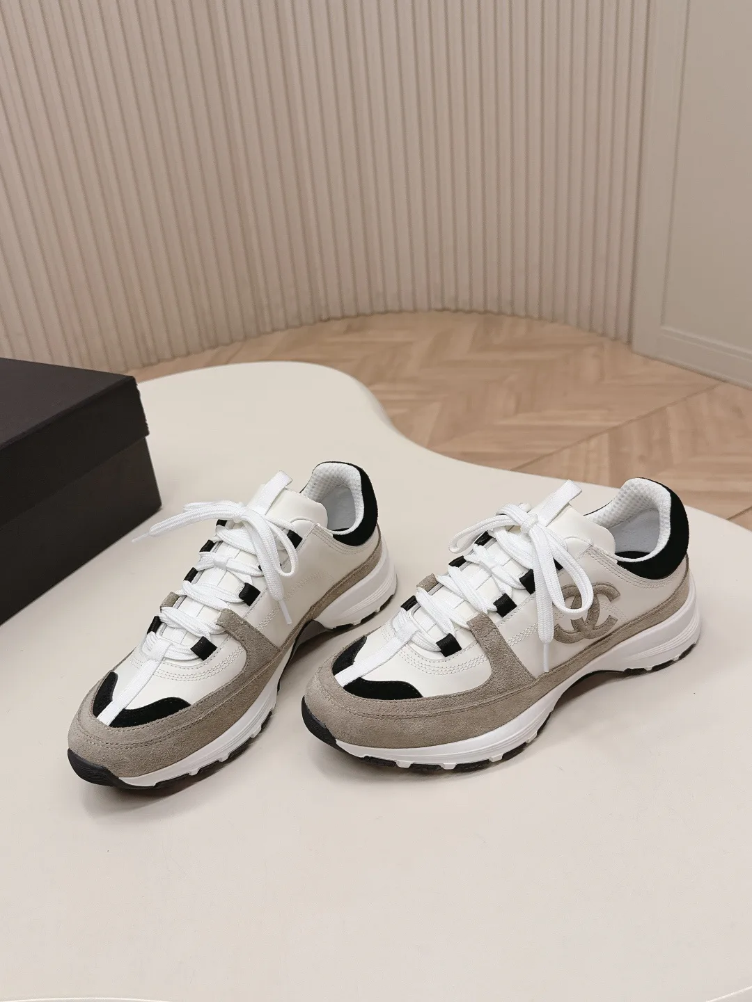 Кроссовки Женские Chanel 11594907