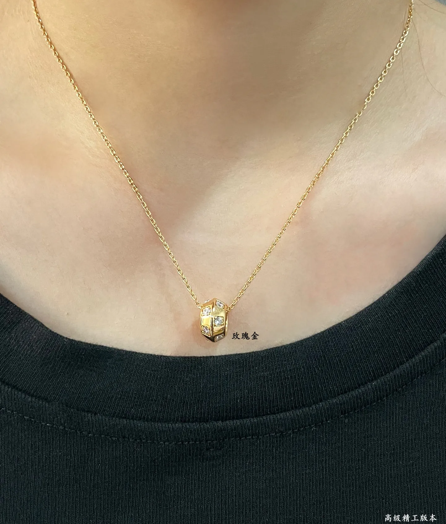 Бижутерия Louis Vuitton 10832052