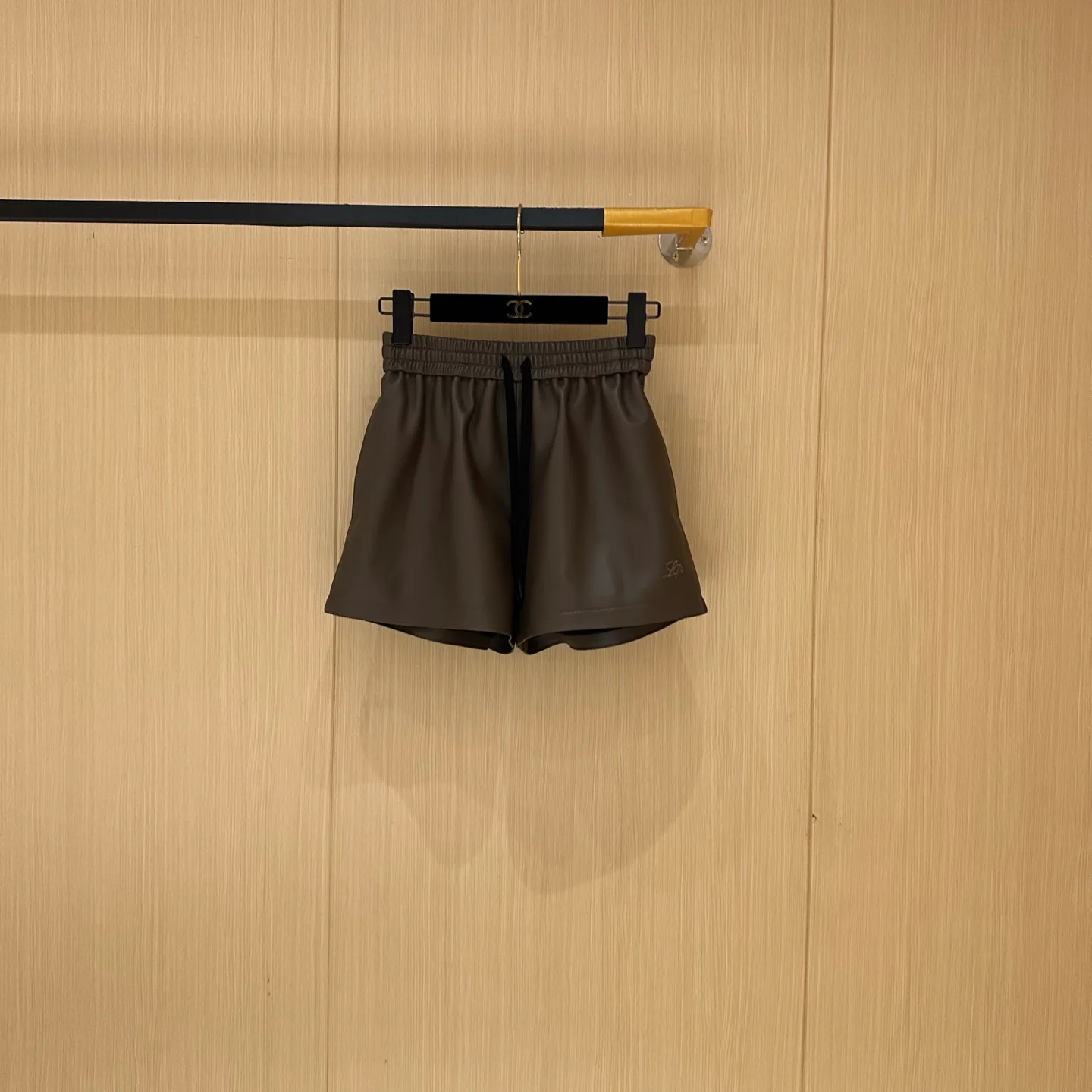 Кожаные Куртки И Дублёнки Женские Loro Piana 11511510