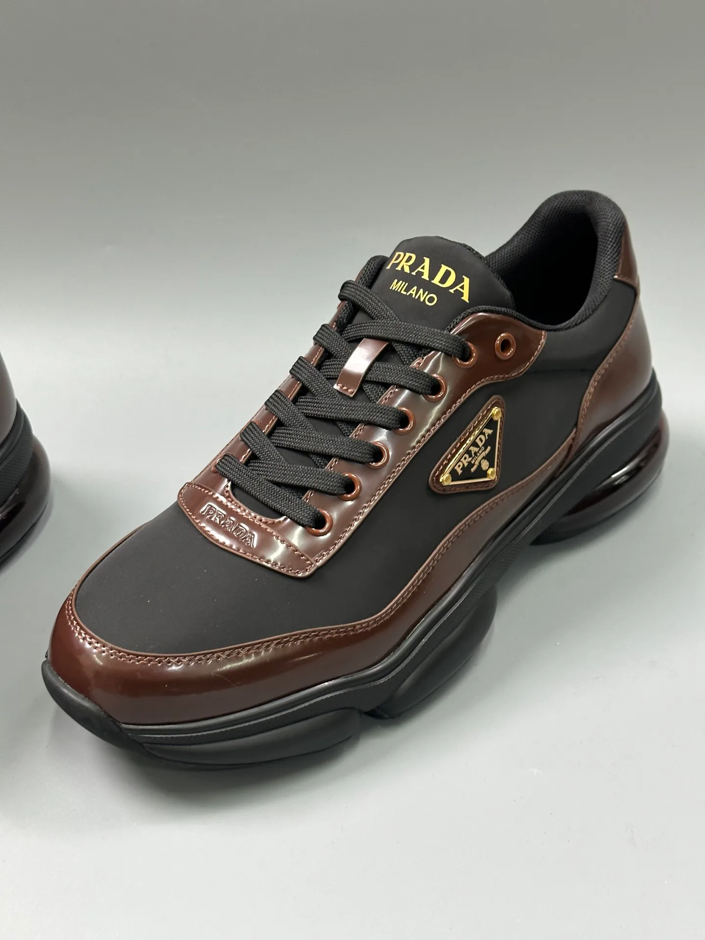 Кроссовки Мужские Prada 4041900