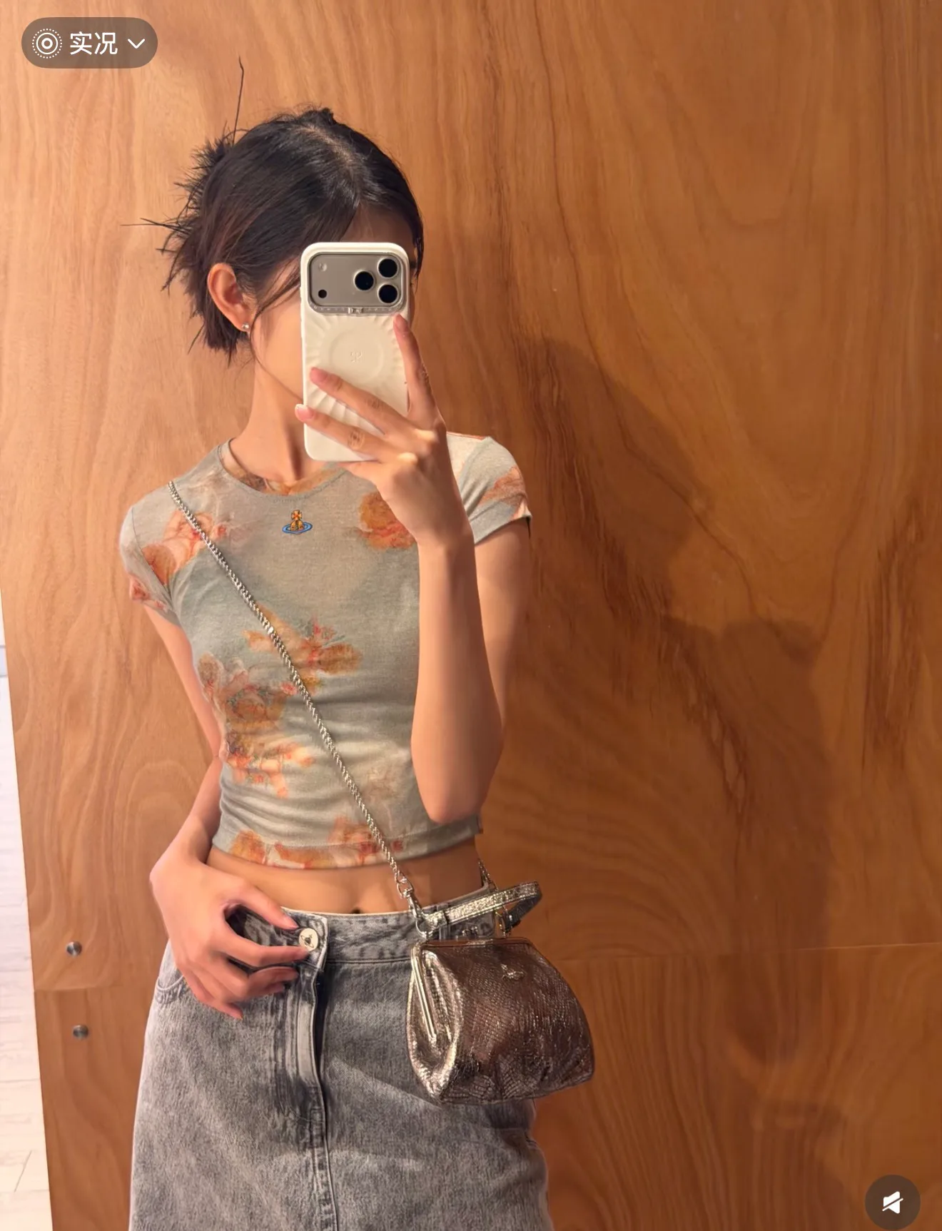 Футболки Женские Vivienne Westwood 16980783