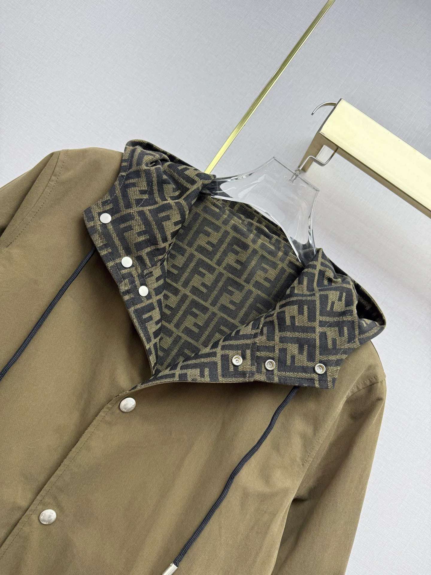 Куртки И Пуховики Женские Fendi 20072282