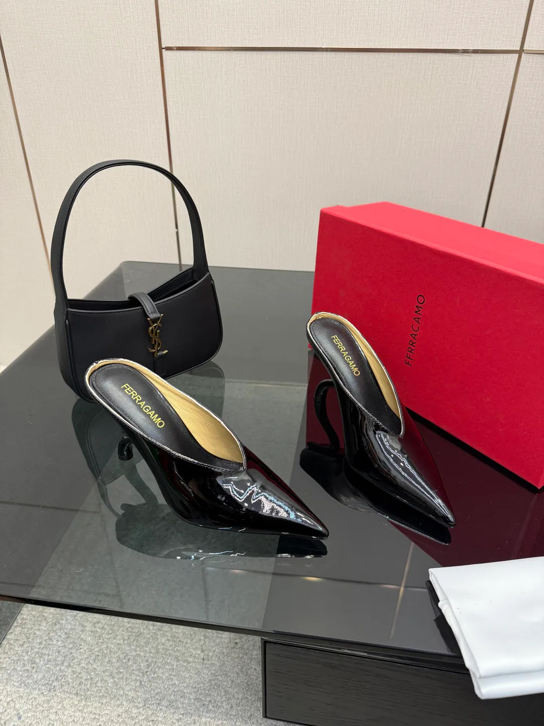 Туфли Женские Salvatore Ferragamo 528603