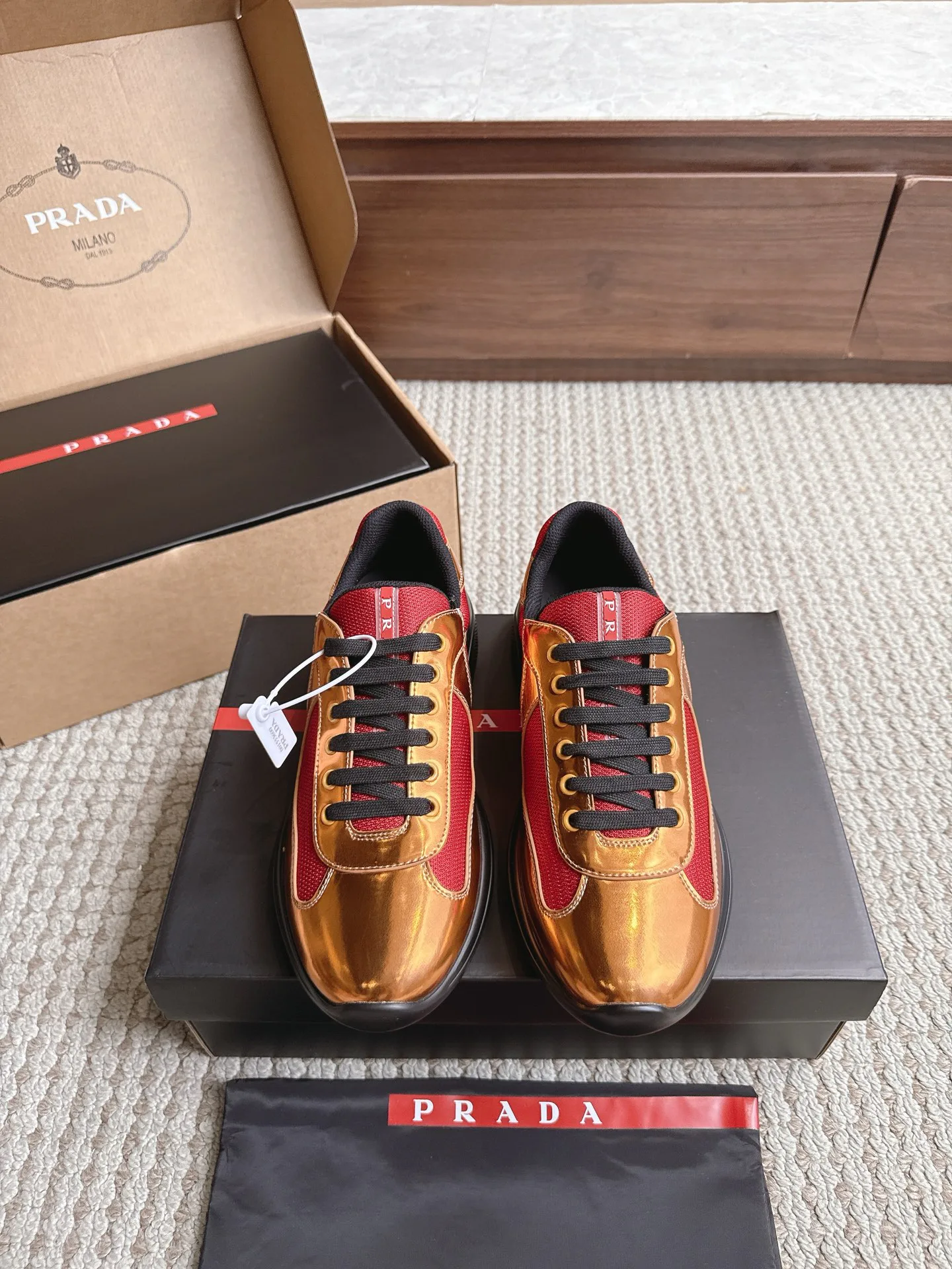 Кроссовки Женские Prada 17470445